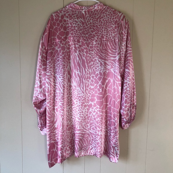 Aileen Pink Silky Animal Print Long Button Down 3X - Picture 6 of 11